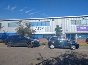 Martinfield, Welwyn Garden City for lease Building Photo- Image 1 of 5