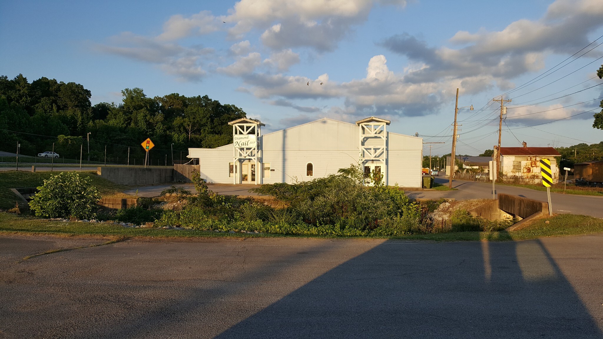 201 Willow Ave, Waverly, TN for sale Building Photo- Image 1 of 1