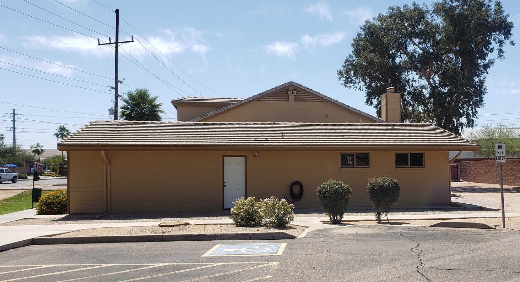 1530 W Elliot Rd, Gilbert, AZ 85233