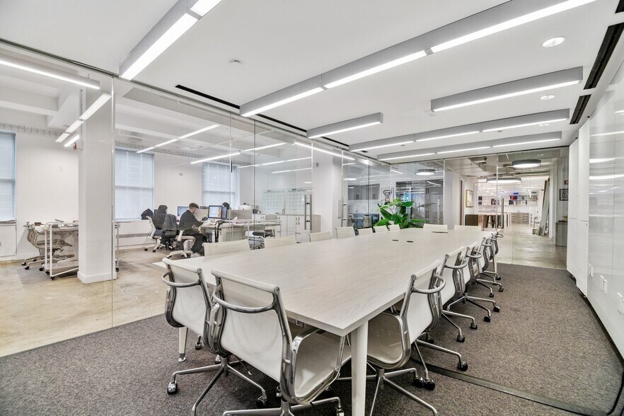 125 Maiden Ln, New York, NY for lease - Interior Photo - Image 2 of 7
