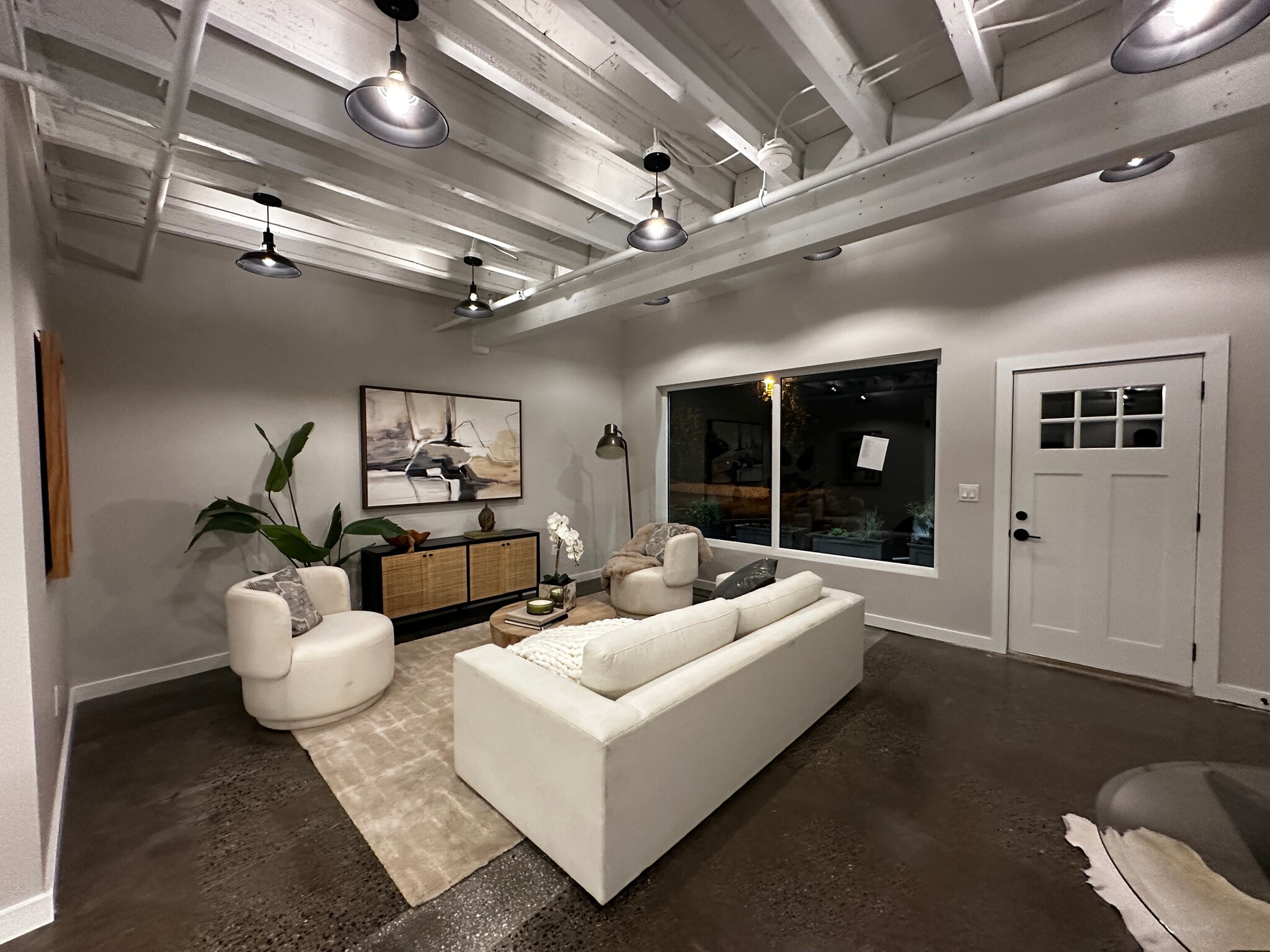 4 Oxford Rd, Milford, CT for lease Interior Photo- Image 1 of 20