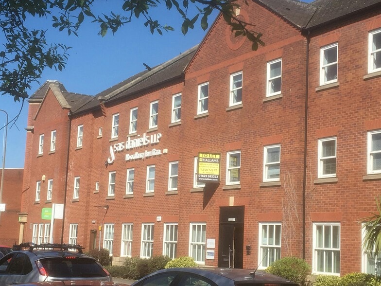 Churchill Way, Macclesfield for lease - Building Photo - Image 2 of 33
