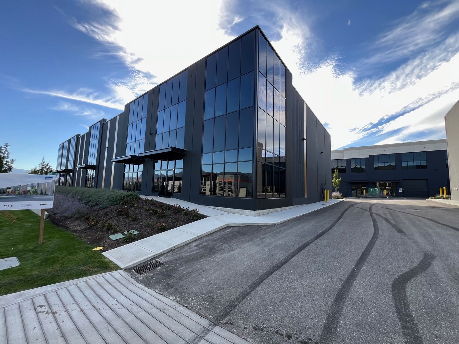 2090 Pier Mac Way, Kelowna, BC for lease Building Photo- Image 1 of 4