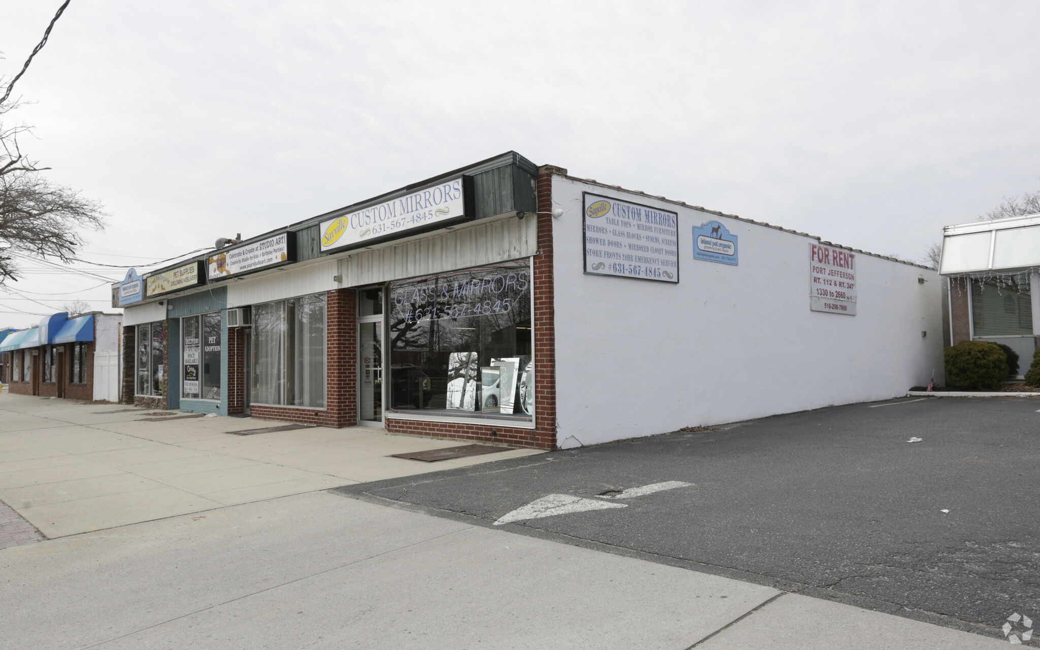 243-251 W Main St, Sayville, NY for sale Primary Photo- Image 1 of 1