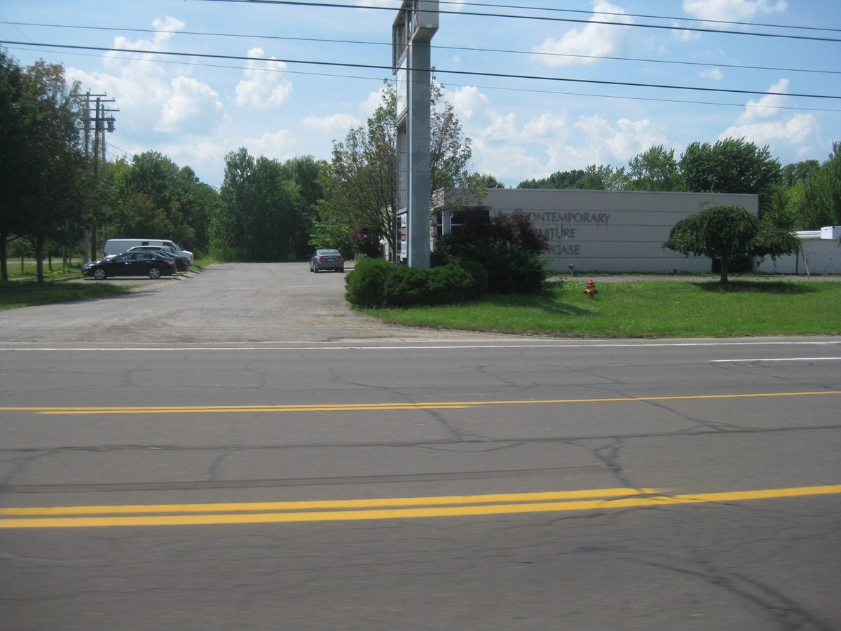 8384 Market St, Youngstown, OH 44512 Retail for Sale