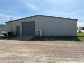 2201 N Main St, Cleburne, TX for sale - Building Photo - Image 2 of 13