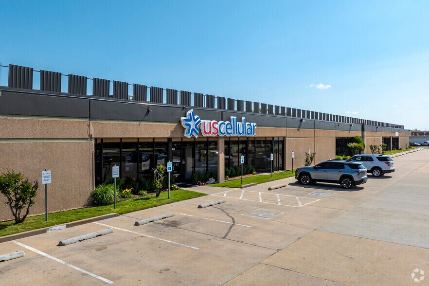 6701-6715 E 41st St, Tulsa, OK for sale - Primary Photo - Image 1 of 1