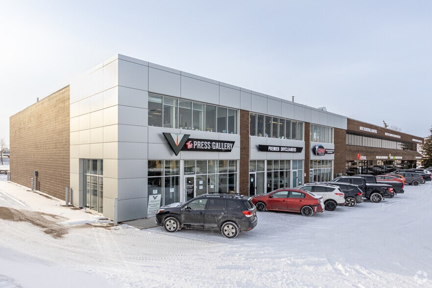 17511-17527 107 Ave NW, Edmonton, AB for lease - Building Photo - Image 2 of 4