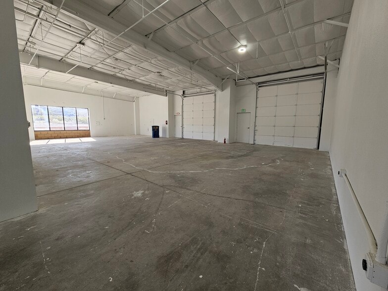 2921 Friendly Pl, Bullhead City, AZ for lease - Building Photo - Image 2 of 10