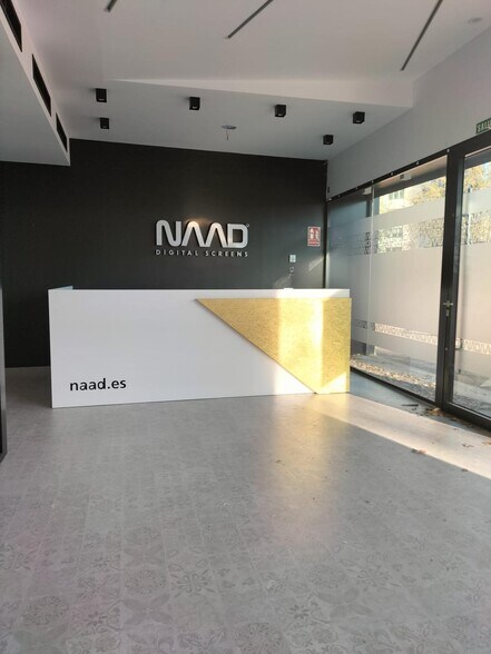 Retail in Zaragoza, Zaragoza for lease - Lobby - Image 2 of 28