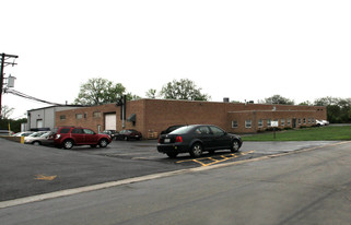 5200 Katrine Ave, Downers Grove IL - Warehouse