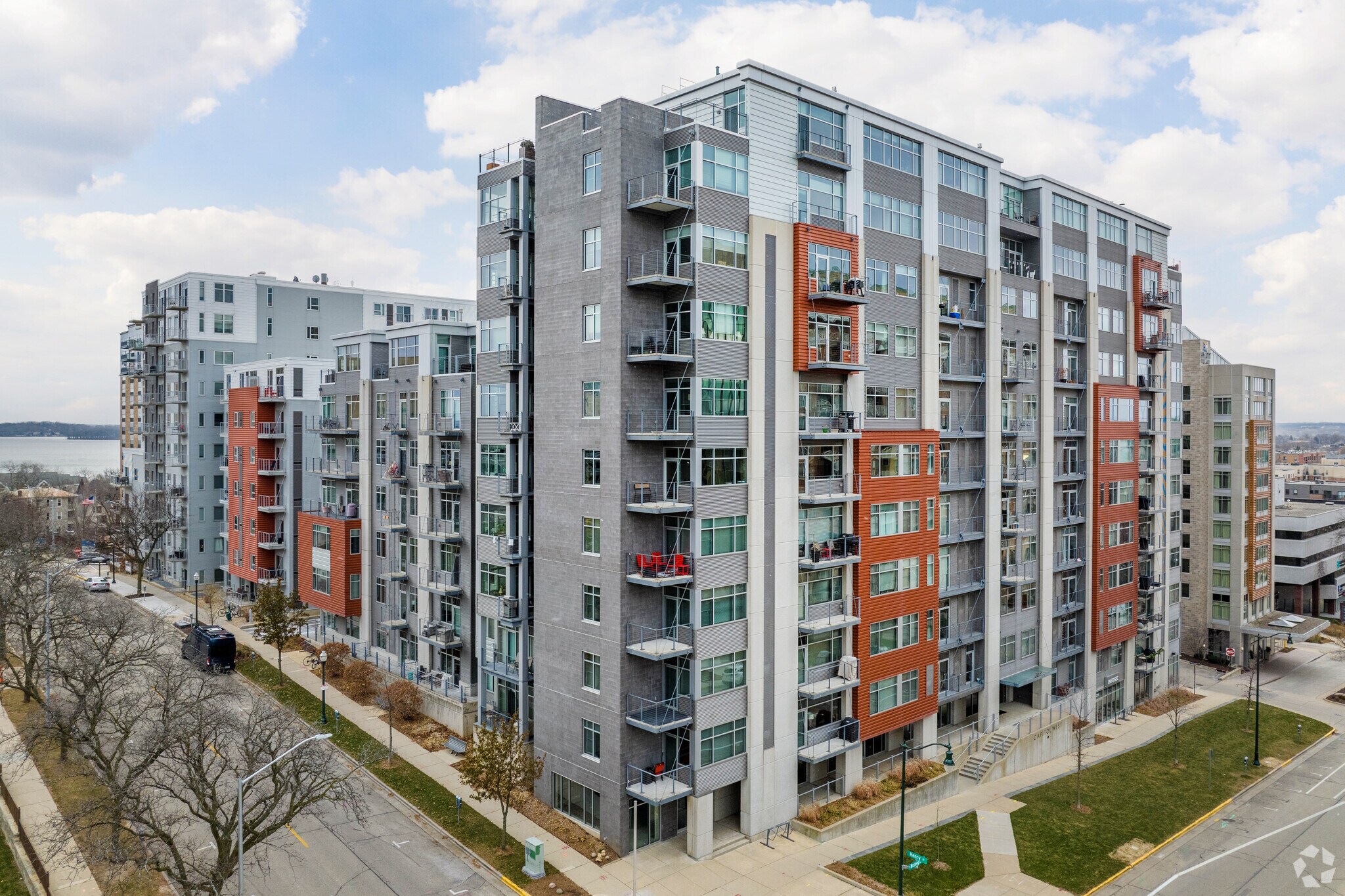 301-315 W Washington Ave, Madison, WI for sale Primary Photo- Image 1 of 7