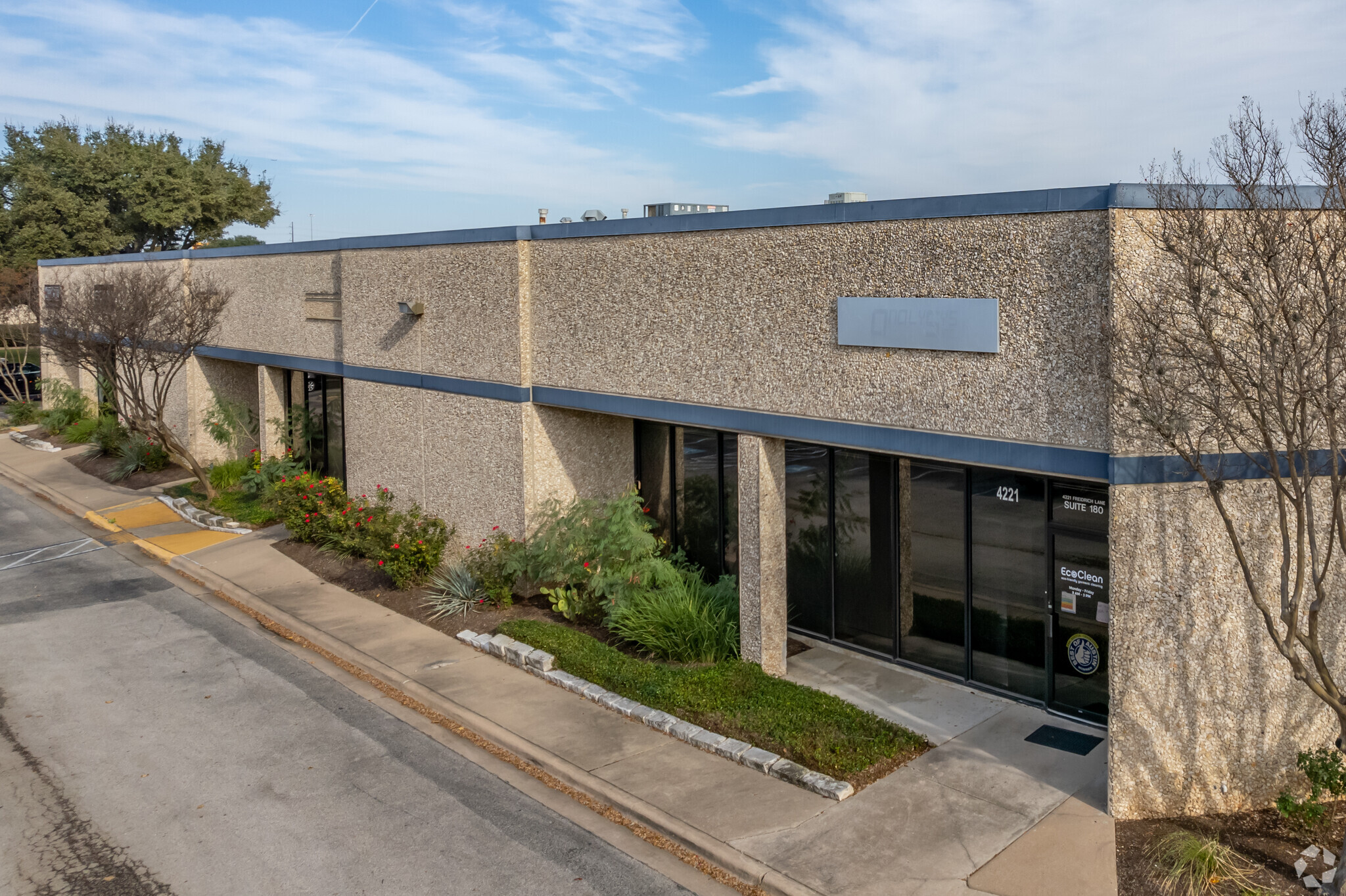 2020-2028 St. Elmo Rd E, Austin, TX for lease Building Photo- Image 1 of 12