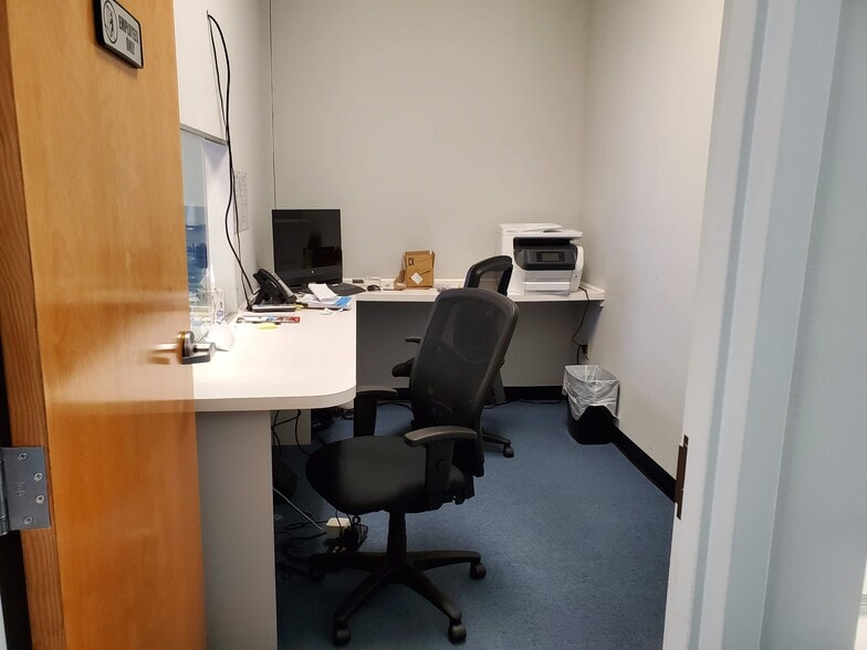 31 Old Route 7, Brookfield, CT for sale - Interior Photo - Image 1 of 1