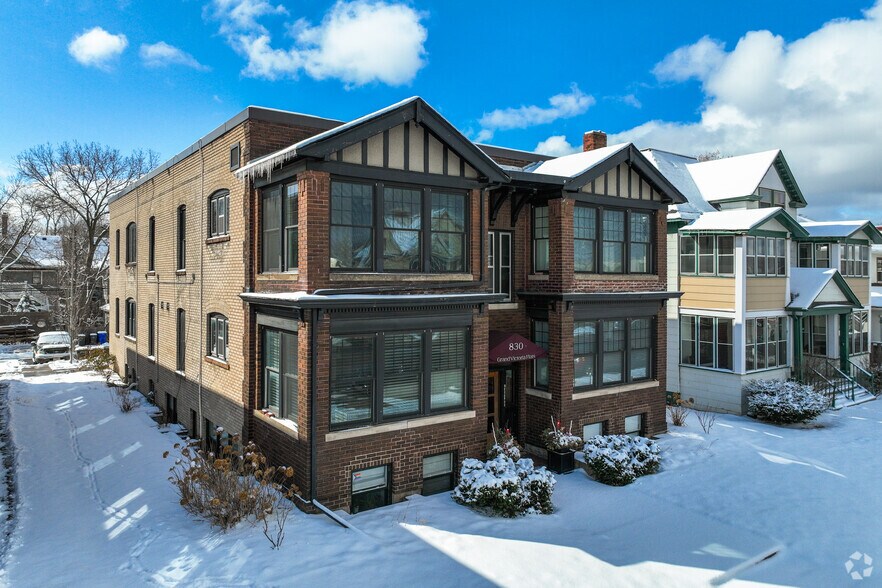 830 Grand Ave, Saint Paul, MN for sale - Primary Photo - Image 1 of 1