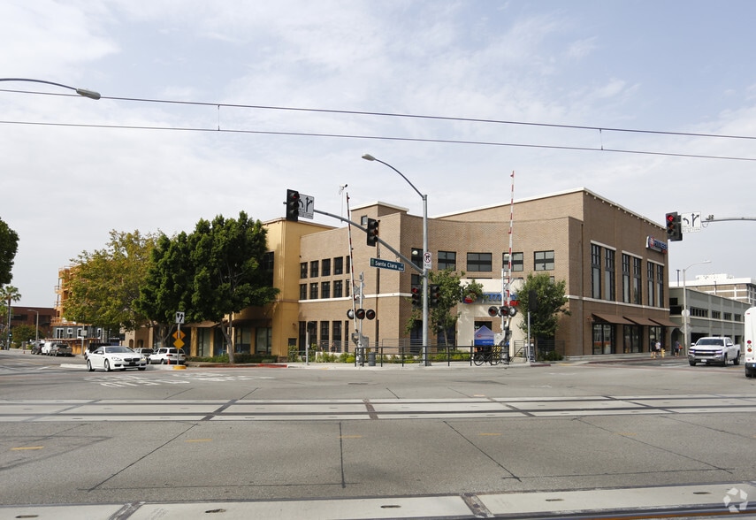 125 N 1st Ave, Arcadia, CA for lease - Primary Photo - Image 1 of 19