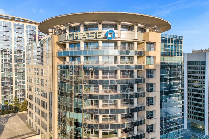 121-189 S Orange Ave, Orlando, FL for lease - Building Photo - Image 1 of 12