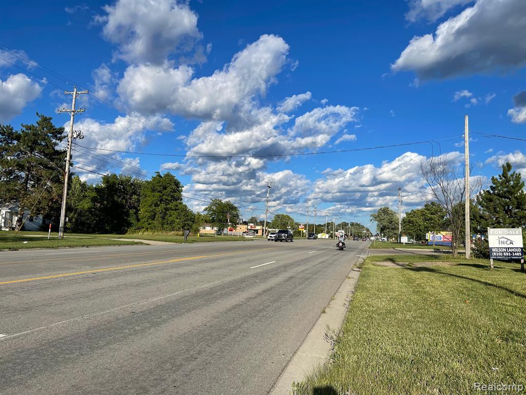 1149 W Hill Rd, Flint, MI for sale Primary Photo- Image 1 of 1