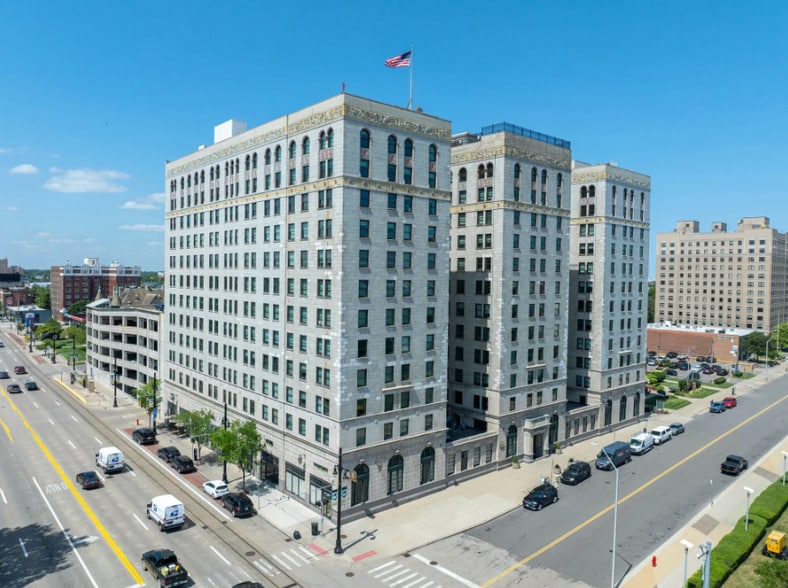 15 E Kirby St, Detroit, MI for sale - Primary Photo - Image 1 of 18