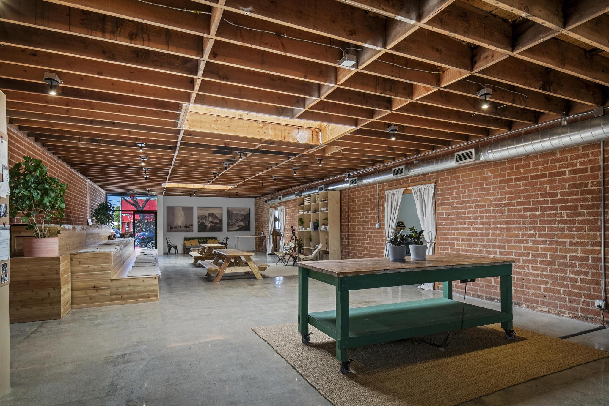 8540-8542 Washington Blvd, Culver City, CA for lease Interior Photo- Image 1 of 17