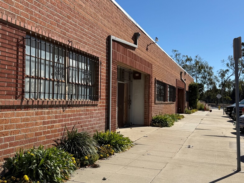 1661-1665 9th St, Santa Monica, CA for lease - Building Photo - Image 1 of 8