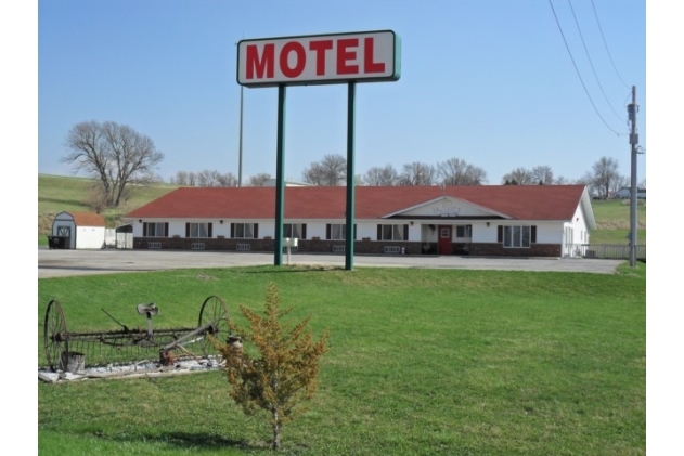 620 Halland Ave, Stanton, IA 51573 - Stanton Inn Motel | LoopNet