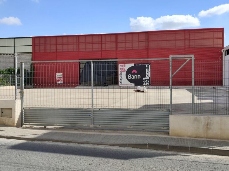 Industrial in Murcia for lease - Building Photo - Image 1 of 11