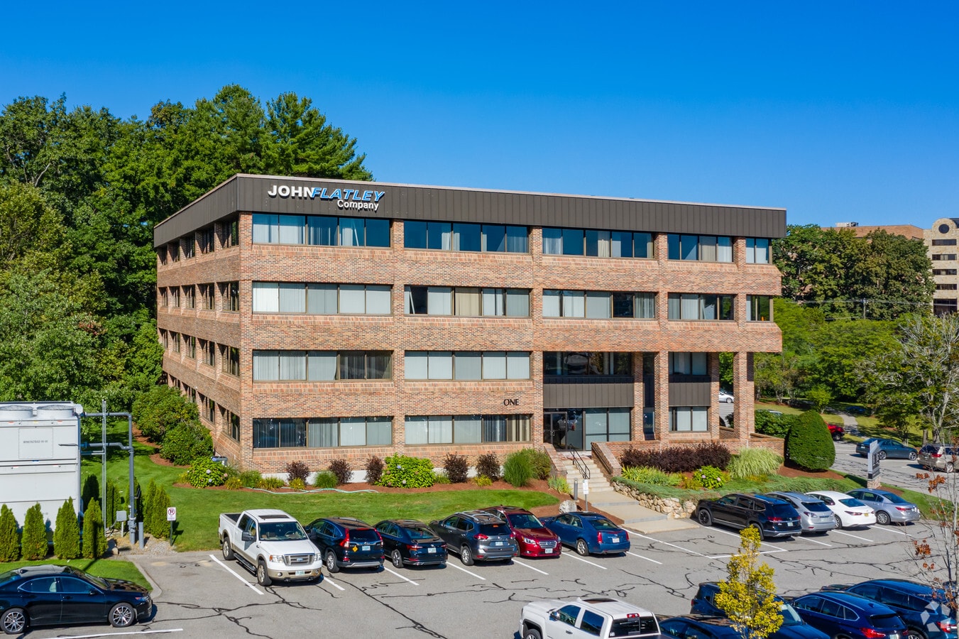 1 Tara Blvd, Nashua, NH 03062 Nashua Office Park