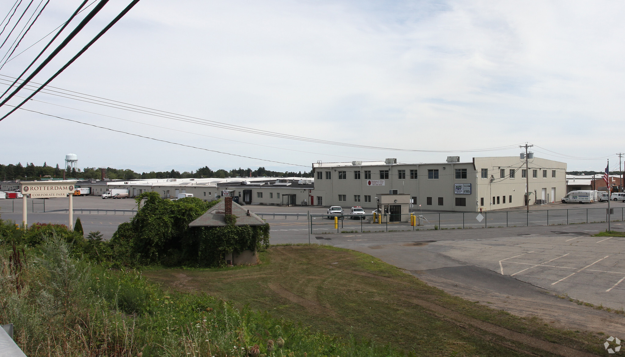 100 Rotterdam Industrial Park, Schenectady, NY for sale Primary Photo- Image 1 of 1