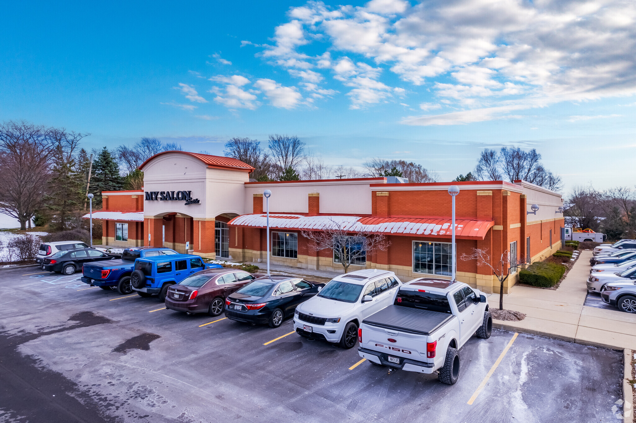 14625 W Capitol Dr, Brookfield, WI for lease Building Photo- Image 1 of 6