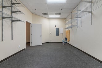 20601 W Highway 202, Tehachapi, CA for lease Interior Photo- Image 1 of 11