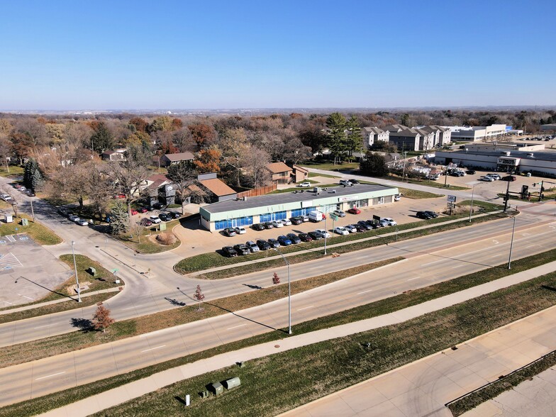 4116 University Ave, Cedar Falls, IA for lease - Building Photo - Image 1 of 1