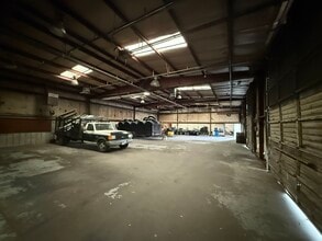 423 W 800 N, Salt Lake City, UT for lease Interior Photo- Image 2 of 5