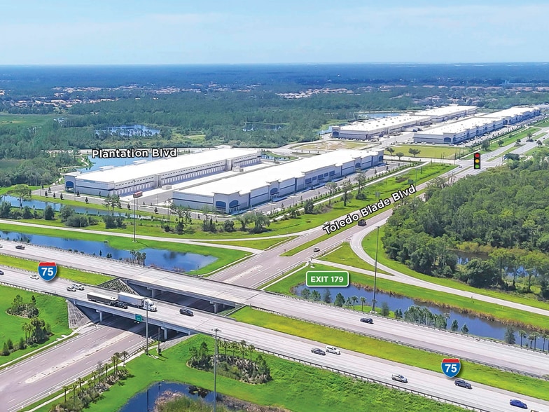 1-75 Toledo Blade Blvd, North Port, FL for lease - Building Photo - Image 1 of 5