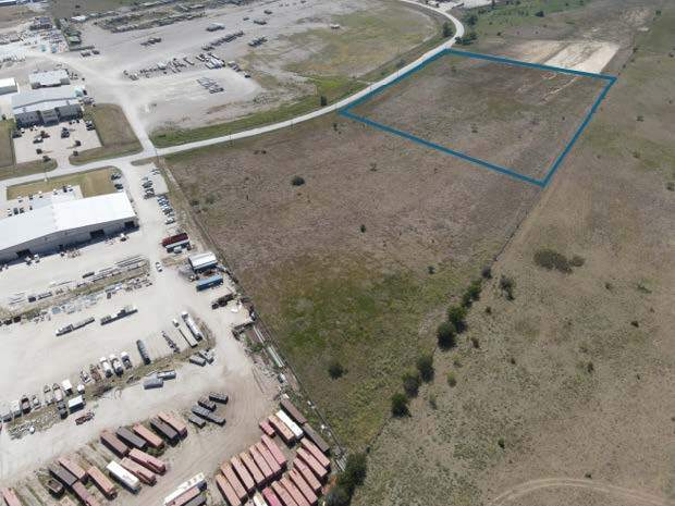 1400 Hughie Long Rd, Cresson, TX for sale - Building Photo - Image 1 of 1