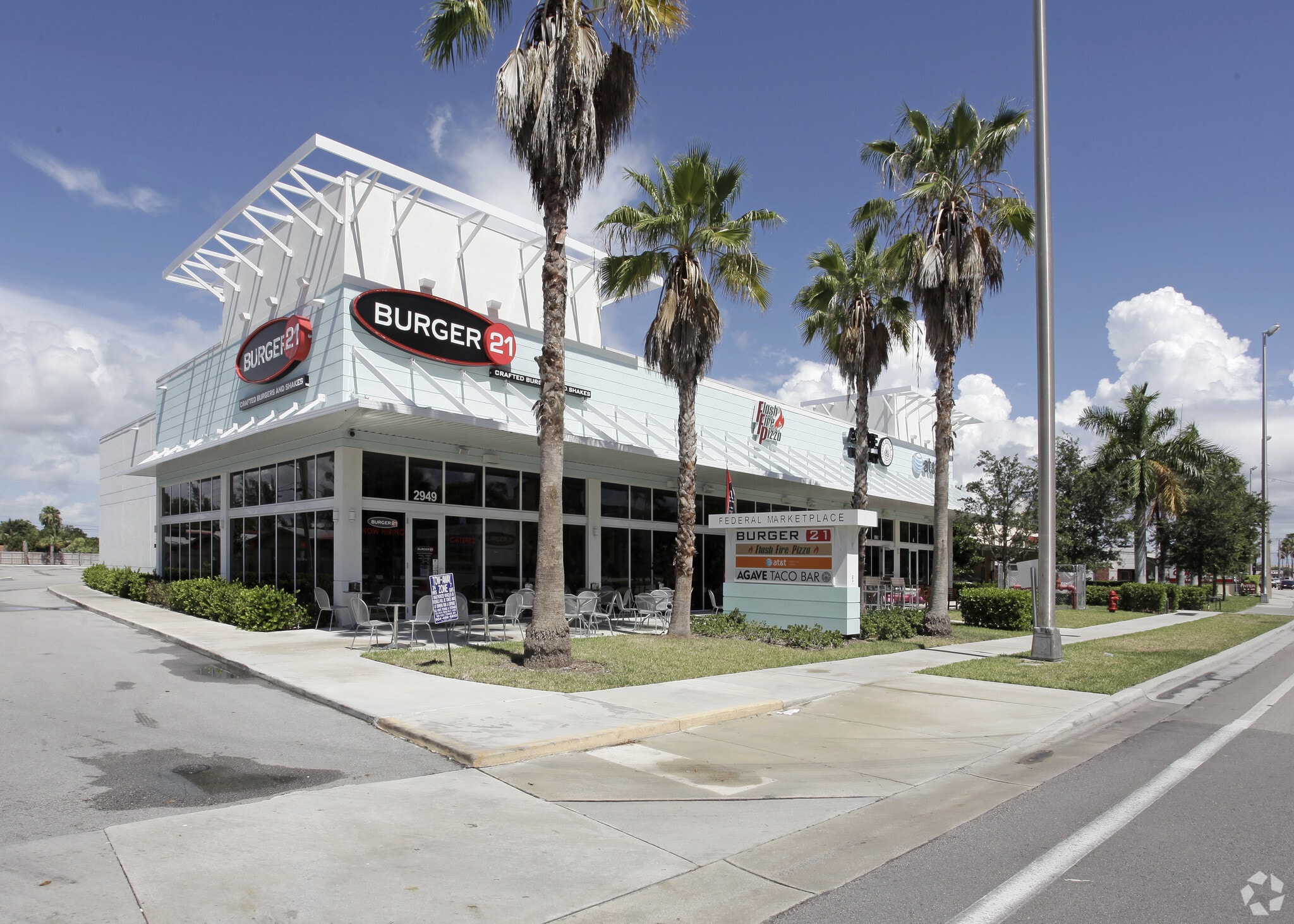 2949 N Federal Hwy, Fort Lauderdale, FL 33306 Federal Marketplace