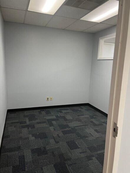 587 Bethlehem Pike, Montgomeryville, PA for lease - Interior Photo - Image 3 of 5