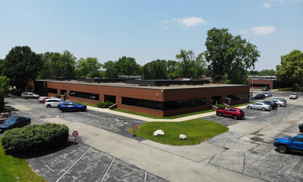 2215 Fox Dr, Champaign, IL 61820 Corporate Office For Lease