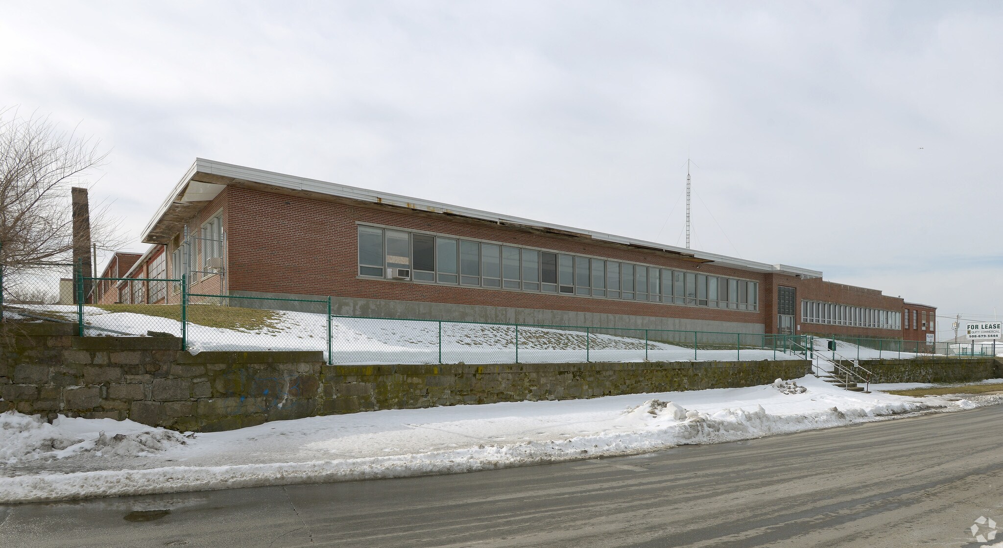 81 Ferry St, Fall River, MA for sale Primary Photo- Image 1 of 1