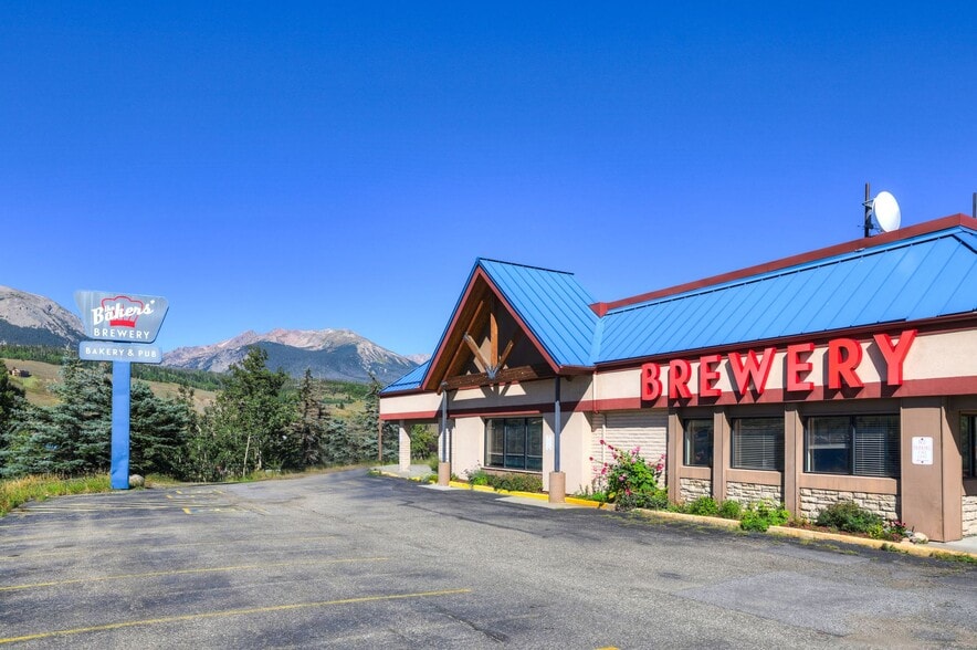 531 Silverthorne Ln, Silverthorne, CO for sale - Building Photo - Image 1 of 1