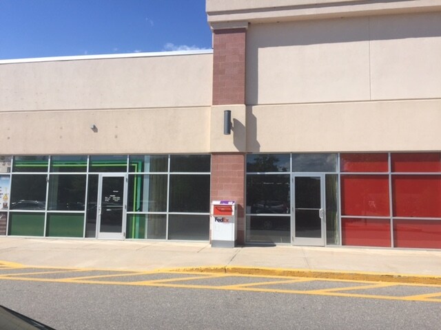 11 E Main St, Canaan, CT for sale - Building Photo - Image 1 of 1