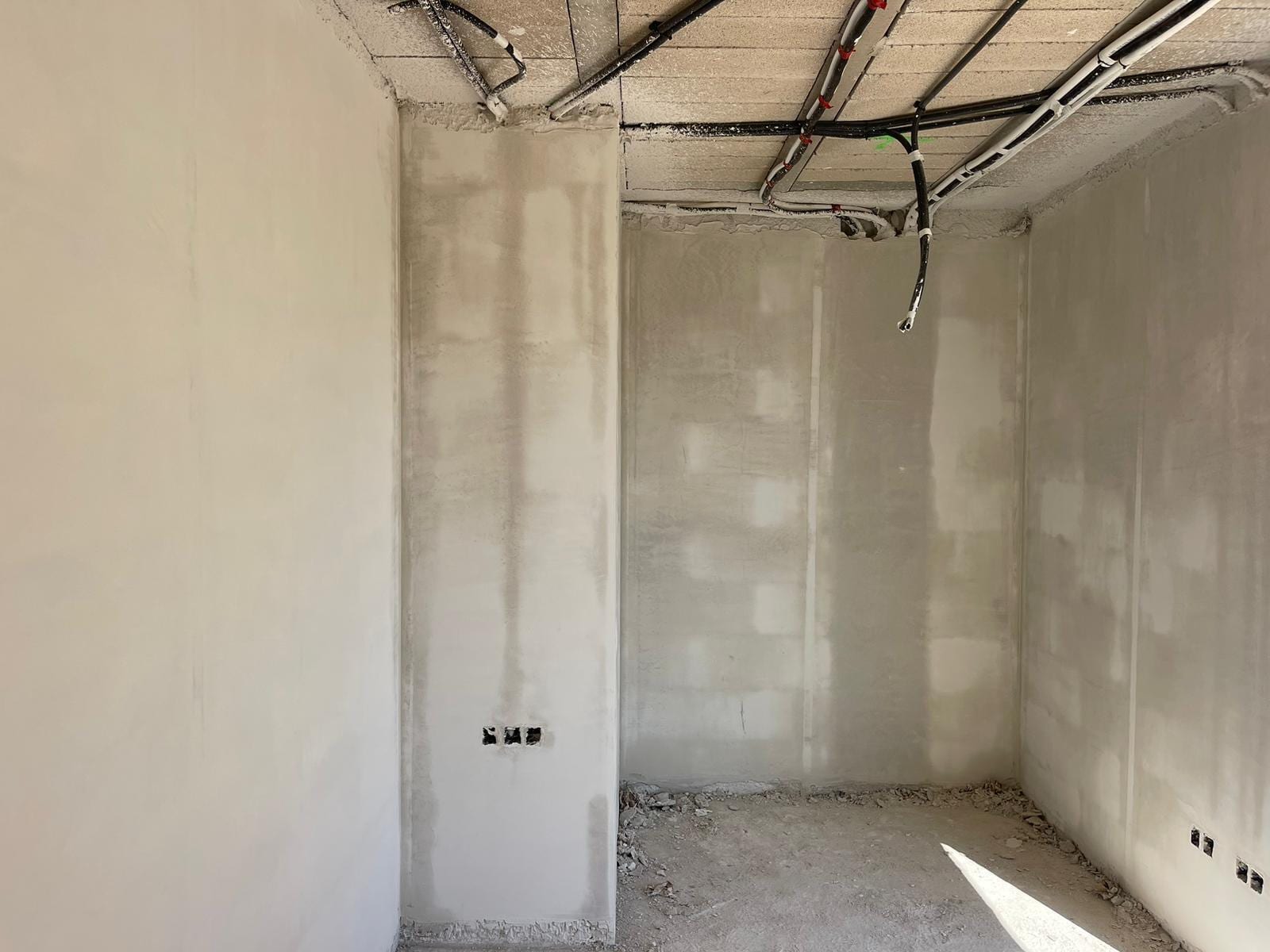 Land in for sale Interior Photo- Image 1 of 13