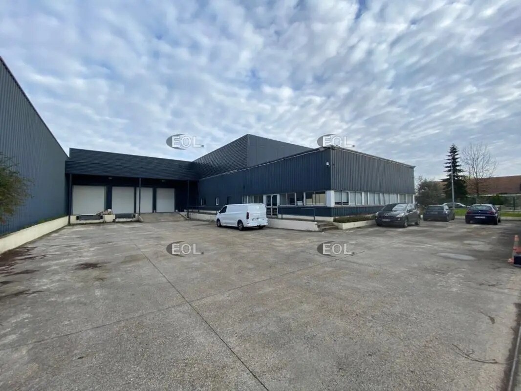 Flex in Combs-la-Ville for lease Building Photo- Image 1 of 15