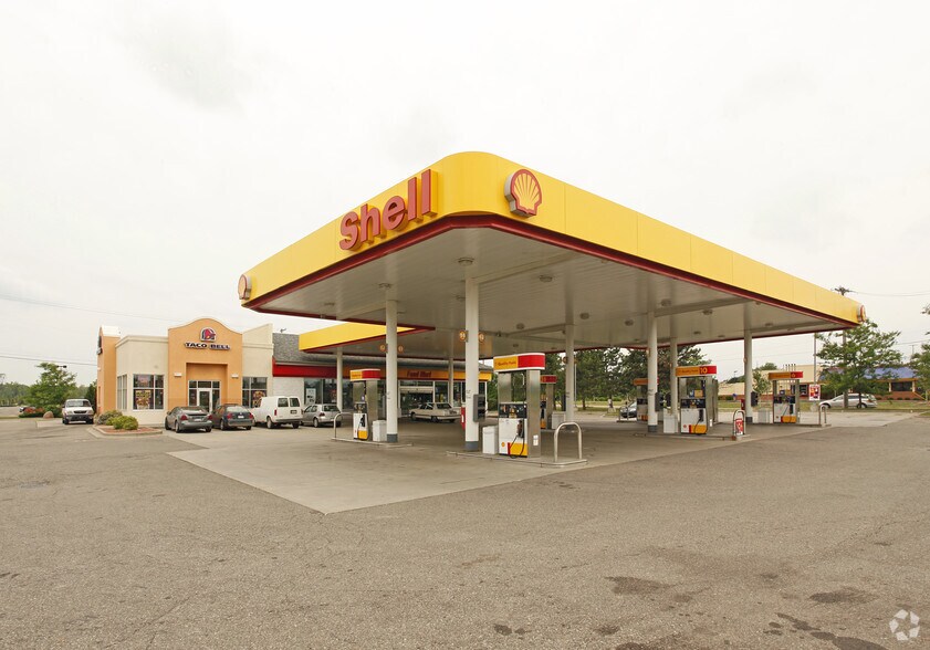 10440 E Highland Rd, Hartland, MI for sale - Primary Photo - Image 1 of 1