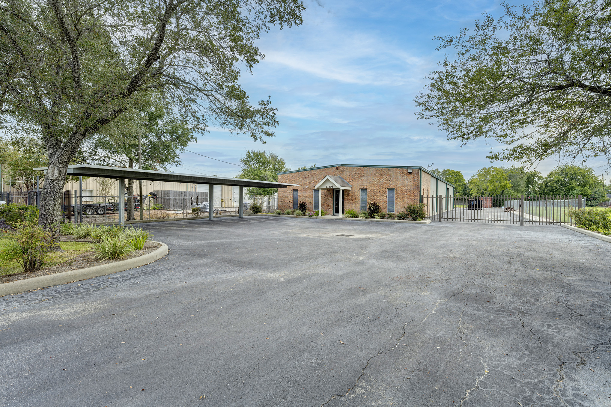 11803 N Garden St, Houston, TX for lease Primary Photo- Image 1 of 3