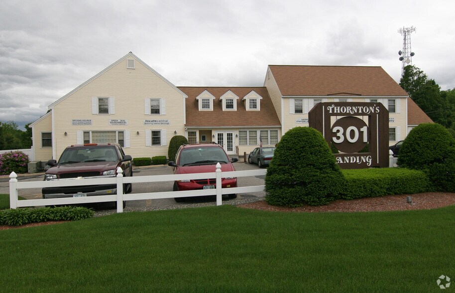 301 Daniel Webster Hwy, Merrimack, NH for sale - Building Photo - Image 1 of 1