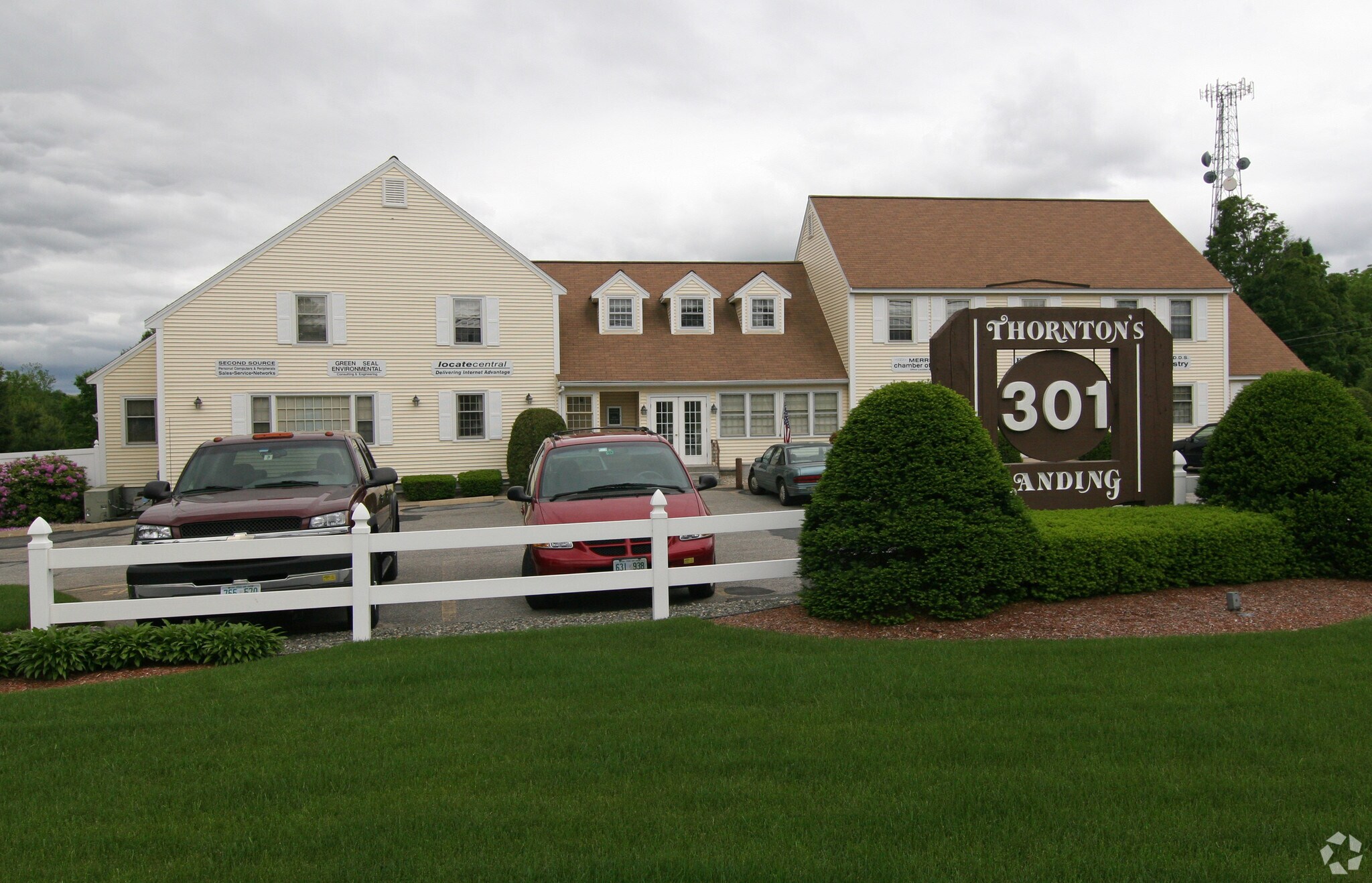 301 Daniel Webster Hwy, Merrimack, NH for sale Building Photo- Image 1 of 1