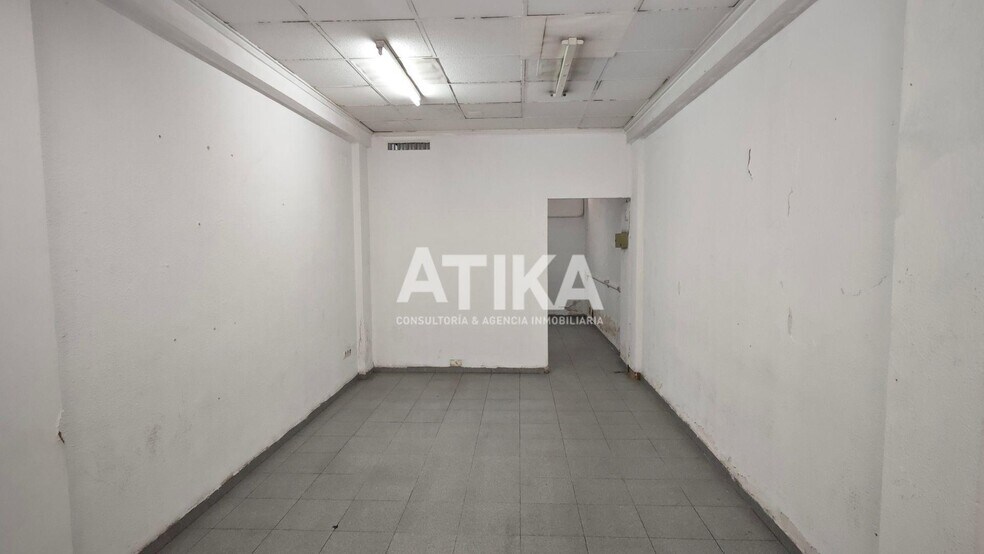 Retail in Ontinyent for lease - Building Photo - Image 2 of 6