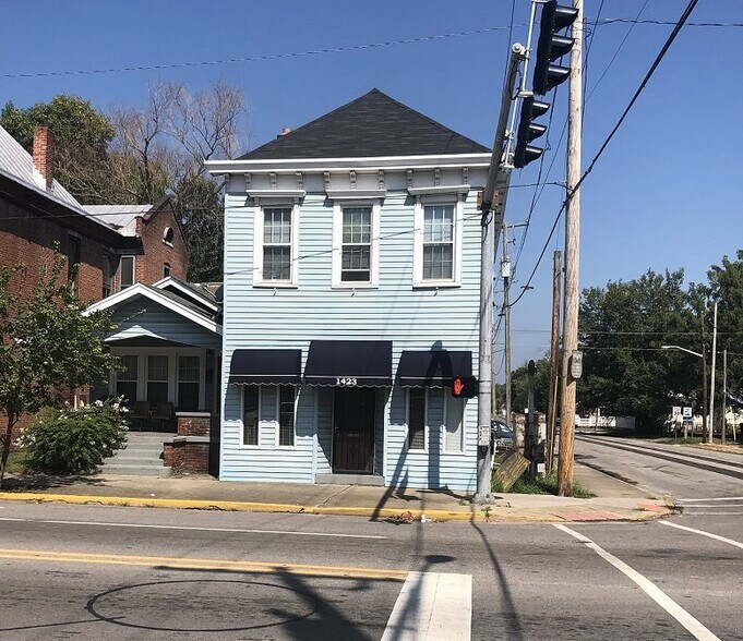 1421 E Spring St, New Albany, IN for sale - Primary Photo - Image 1 of 1