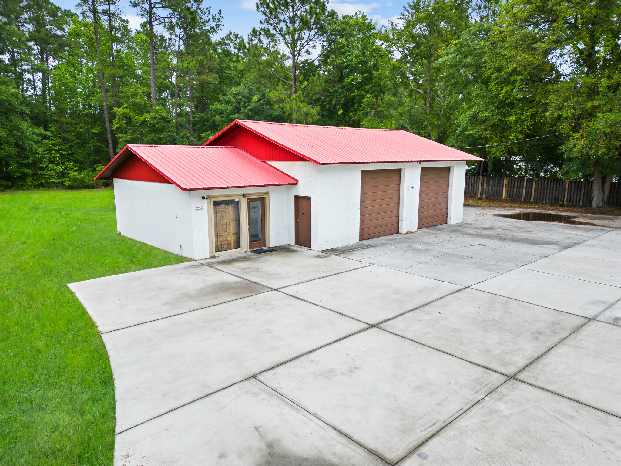 895 Ebenezer Rd, Rincon, GA 31326